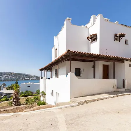 Вилла Triplex With An Amazing View In Bodrum Гюндоган