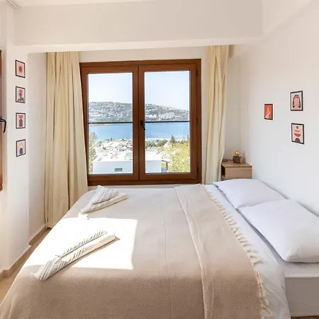 Вилла Triplex With An Amazing View In Bodrum Гюндоган