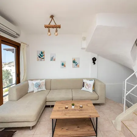 Triplex With An Amazing View In Bodrum Вилла Гюндоган