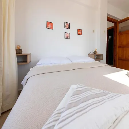Triplex With An Amazing View In Bodrum 别墅 京多安
